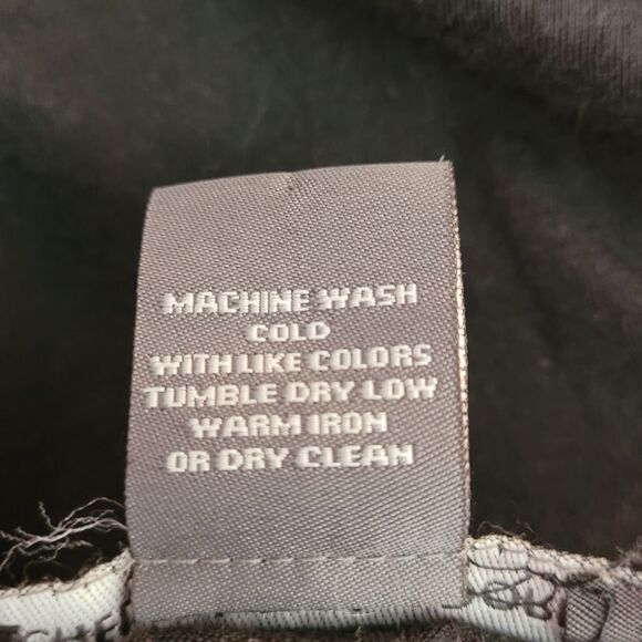 Chelsea & Theodore Paint Splash Print Sleeveless Blouse Size Medium (2569) - Picture 5 of 5